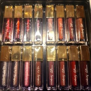 Ulta Beauty 16 Piece Lip Vault Glossary Set